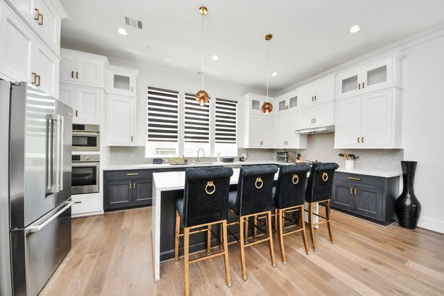 8724 Oak Kolbe Lane, Houston, TX 77080