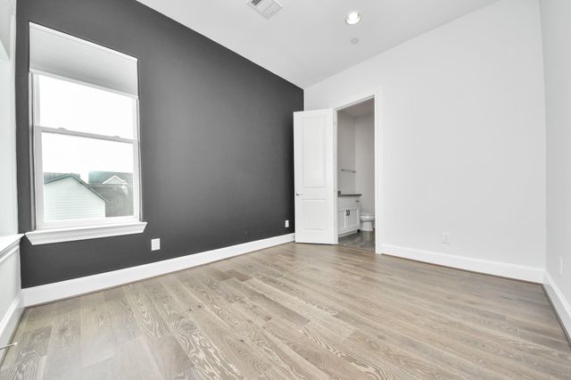 8724 Oak Kolbe Lane, Houston, TX 77080