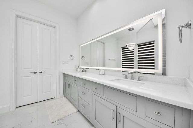 8724 Oak Kolbe Lane, Houston, TX 77080