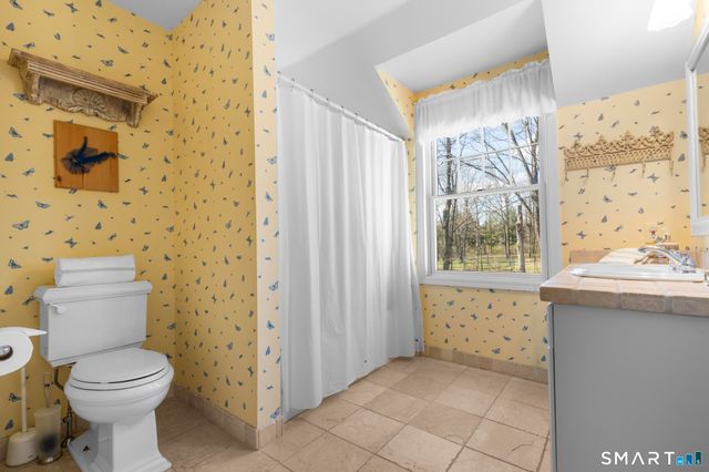 50 Old Farm Road, Weston, CT 06883