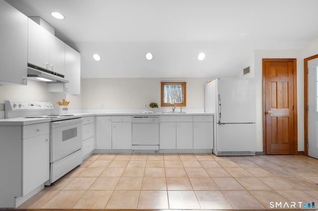 50 Old Farm Road, Weston, CT 06883