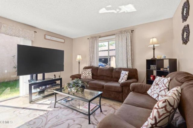 1514 Tern Court, Ventura, CA 93003