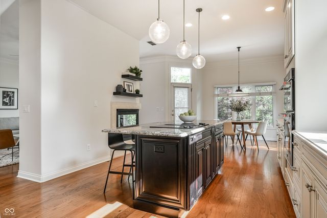 12344 St Armands Circle, Carmel, IN 46033