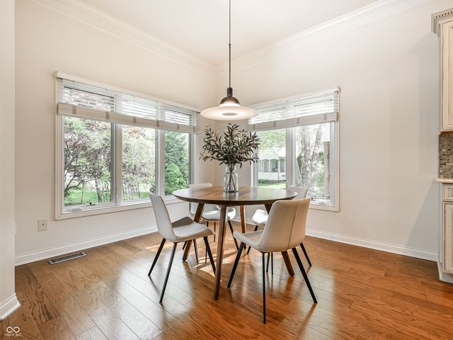 12344 St Armands Circle, Carmel, IN 46033