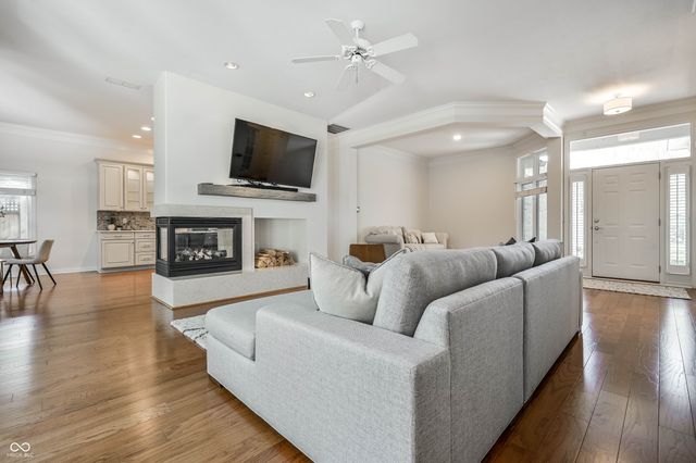 12344 St Armands Circle, Carmel, IN 46033