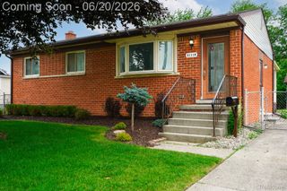 31114 Balmoral Street, Garden City, MI 48135