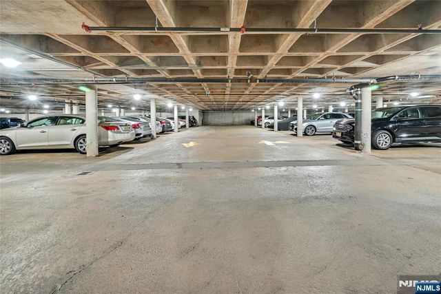 125 Prospect Avenue 11G, Hackensack, NJ 07601