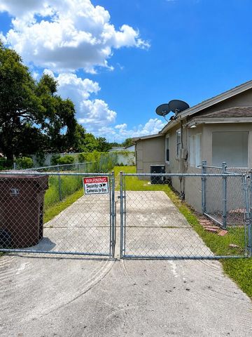 1239 AVENUE K, Haines City, FL 33844