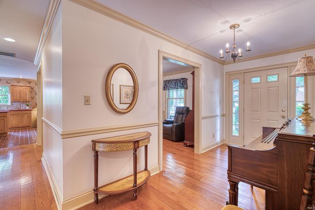 8866 Bayberry Drive, Newburgh, IN 47630