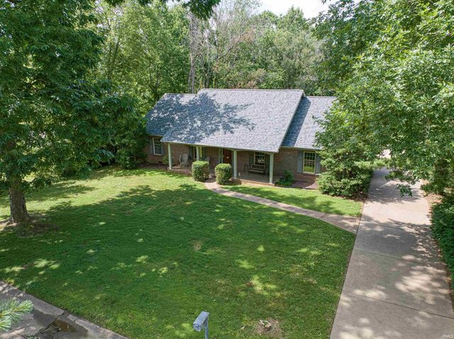 8866 Bayberry Drive, Newburgh, IN 47630
