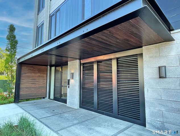 78 Unquowa Place, Fairfield, CT 06824