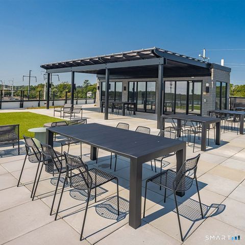 78 Unquowa Place, Fairfield, CT 06824