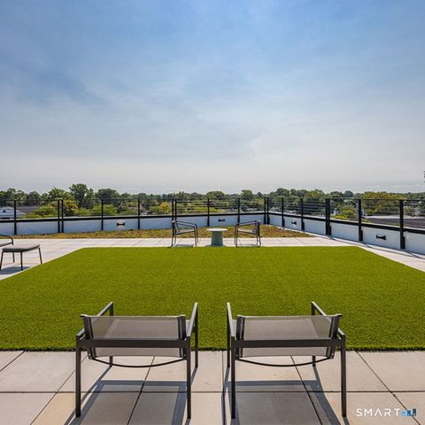 78 Unquowa Place, Fairfield, CT 06824