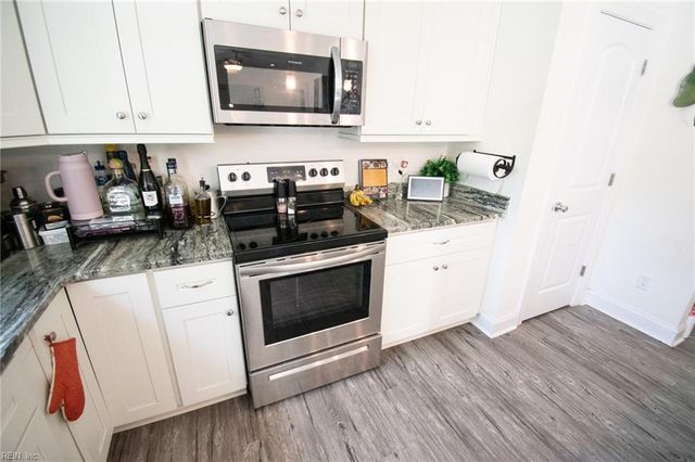 25 Mohawk DR, Portsmouth, VA 23701