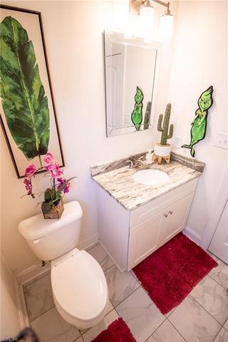 25 Mohawk DR, Portsmouth, VA 23701