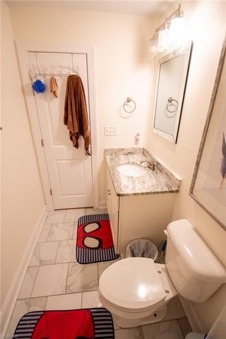 25 Mohawk DR, Portsmouth, VA 23701