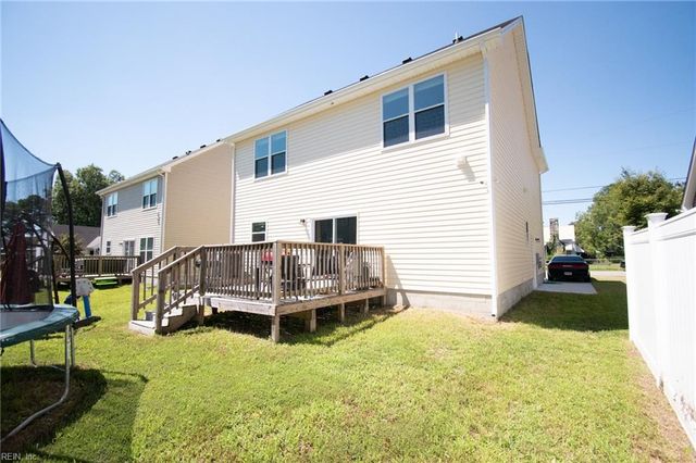 25 Mohawk DR, Portsmouth, VA 23701