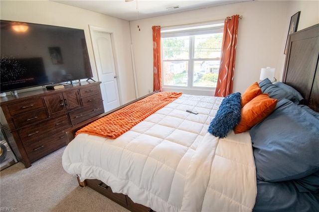 25 Mohawk DR, Portsmouth, VA 23701