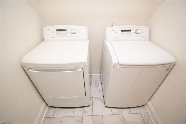 25 Mohawk DR, Portsmouth, VA 23701