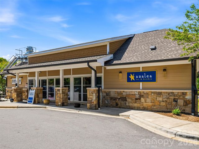 331 Bowling Park Road, Asheville, NC 28803