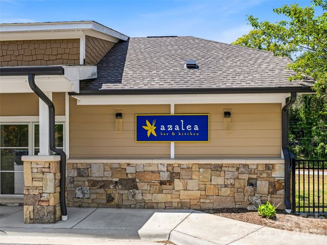 331 Bowling Park Road, Asheville, NC 28803