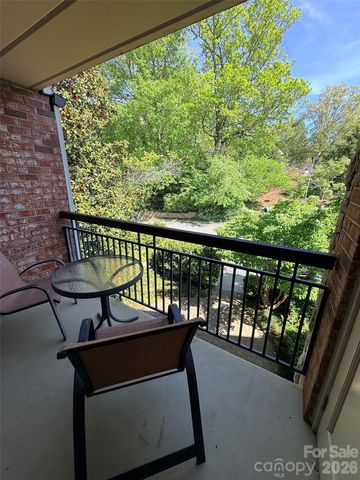331 Bowling Park Road, Asheville, NC 28803