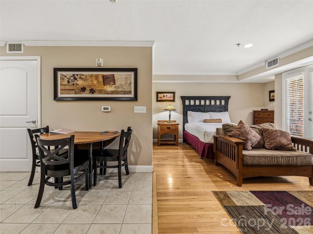 331 Bowling Park Road, Asheville, NC 28803