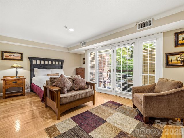 331 Bowling Park Road, Asheville, NC 28803