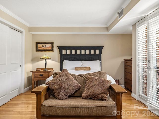 331 Bowling Park Road, Asheville, NC 28803