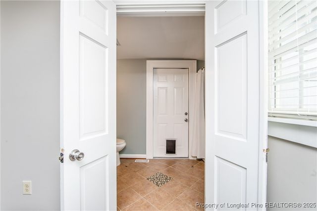 220 NE Bradford Avenue, Fayetteville, NC 28301