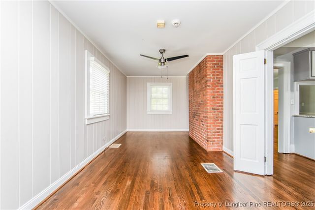 220 NE Bradford Avenue, Fayetteville, NC 28301