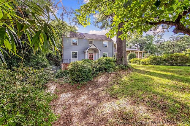 220 NE Bradford Avenue, Fayetteville, NC 28301