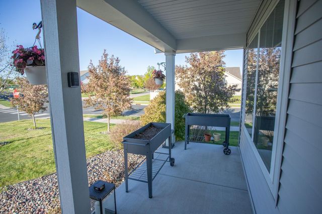 655 Stonegate Circle, Waconia, MN 55387