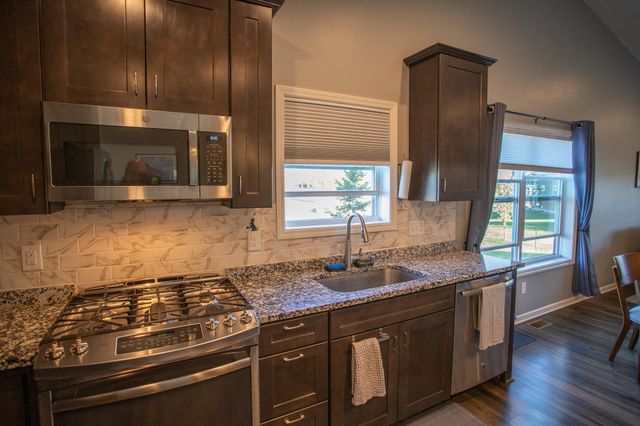 655 Stonegate Circle, Waconia, MN 55387