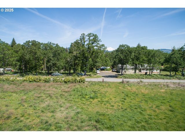 Douglas Fir Dr, Hood River, OR 97031