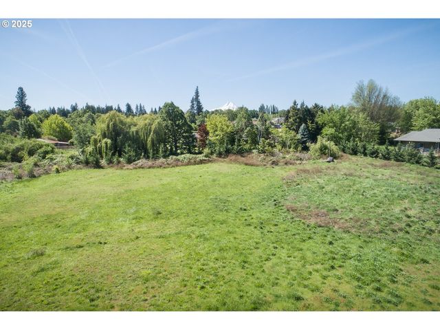 Douglas Fir Dr, Hood River, OR 97031