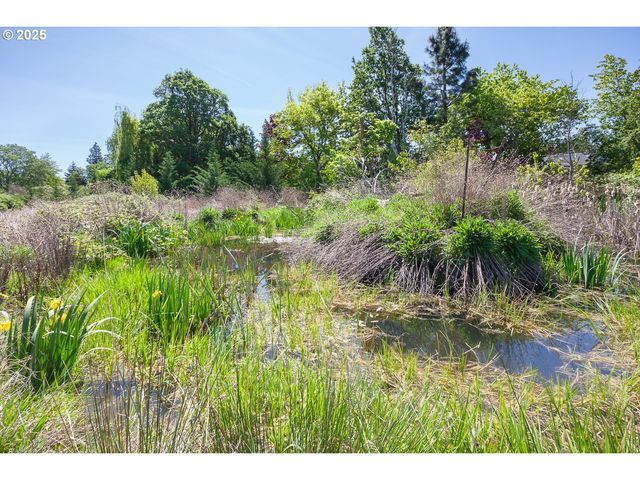 Douglas Fir Dr, Hood River, OR 97031