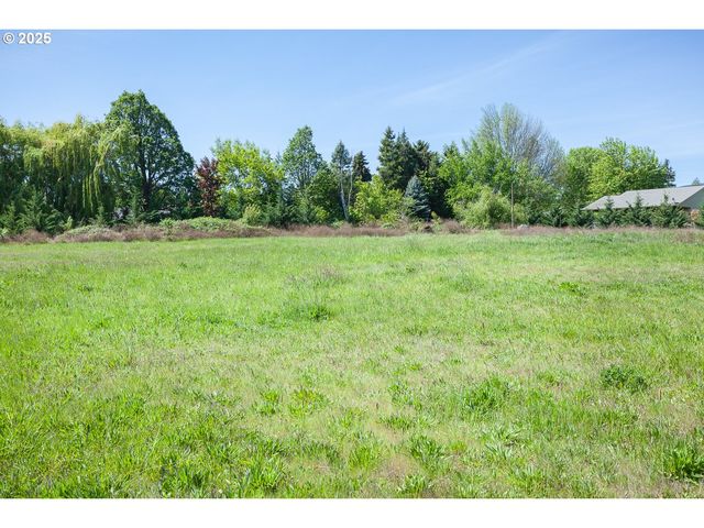 Douglas Fir Dr, Hood River, OR 97031