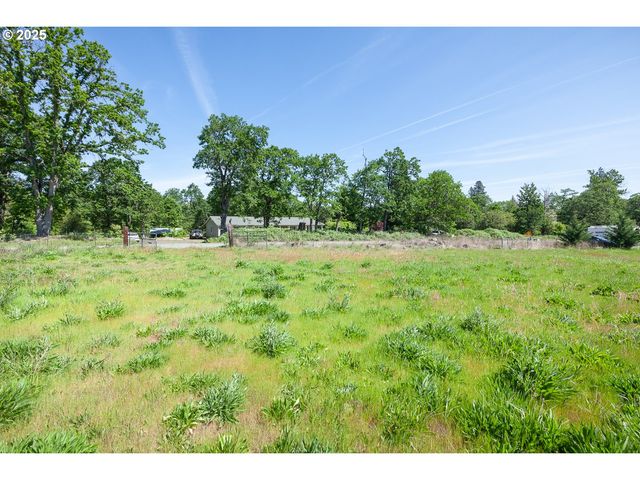 Douglas Fir Dr, Hood River, OR 97031