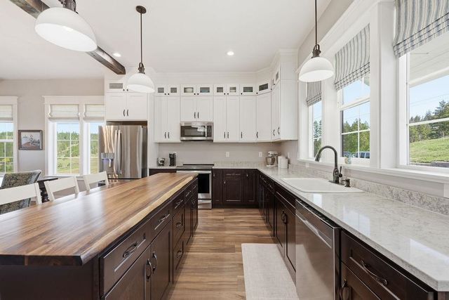 17517 N Abigail Ln, Spokane, WA 99208