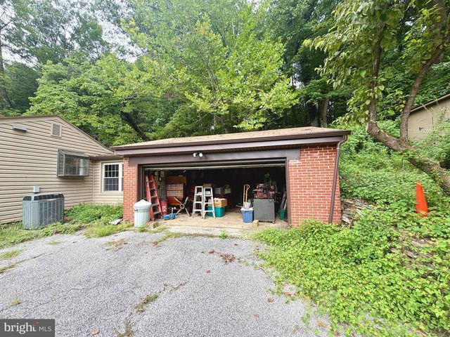 12 GUNPOWDER RD, Glen Arm, MD 21057