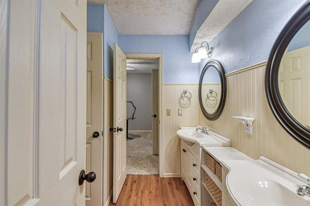 1320 SW 118th Place, Oklahoma City, OK 73170