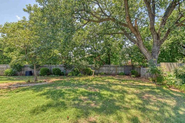 1320 SW 118th Place, Oklahoma City, OK 73170