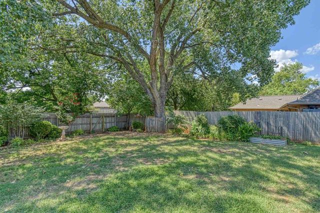 1320 SW 118th Place, Oklahoma City, OK 73170