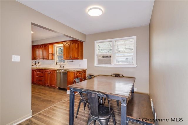 2123 E 18TH ST, Cheyenne, WY 82001