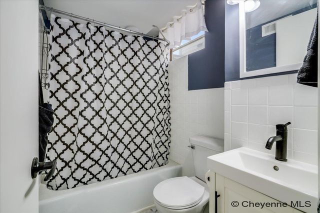 2123 E 18TH ST, Cheyenne, WY 82001