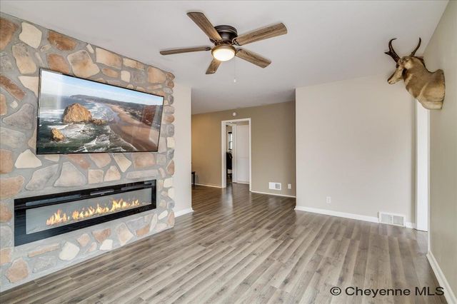 2123 E 18TH ST, Cheyenne, WY 82001