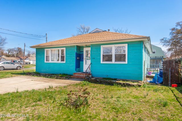 128 Highland Boulevard, Keansburg, NJ 07734