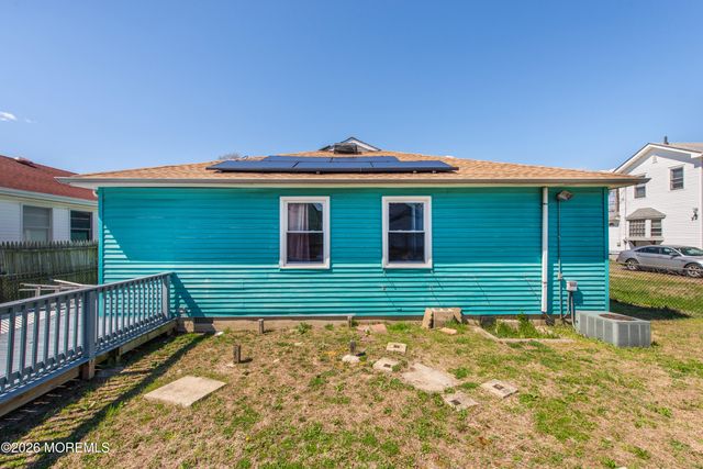 128 Highland Boulevard, Keansburg, NJ 07734