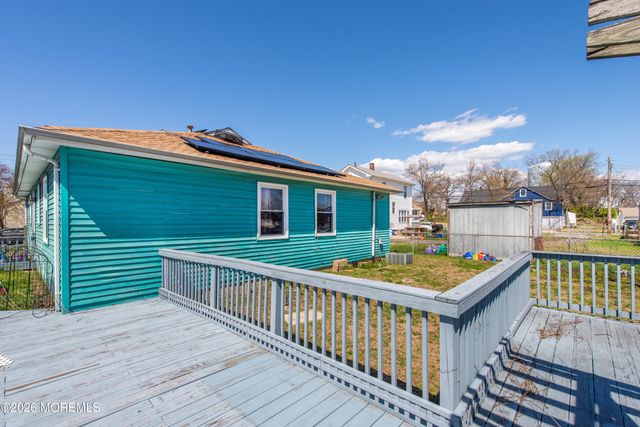 128 Highland Boulevard, Keansburg, NJ 07734